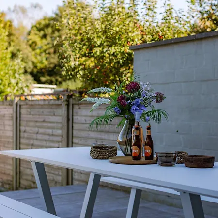 Feriehus Huswell - House Tilo: A Blend Of Heritage, Scenery, And Comfort For 8 Guests